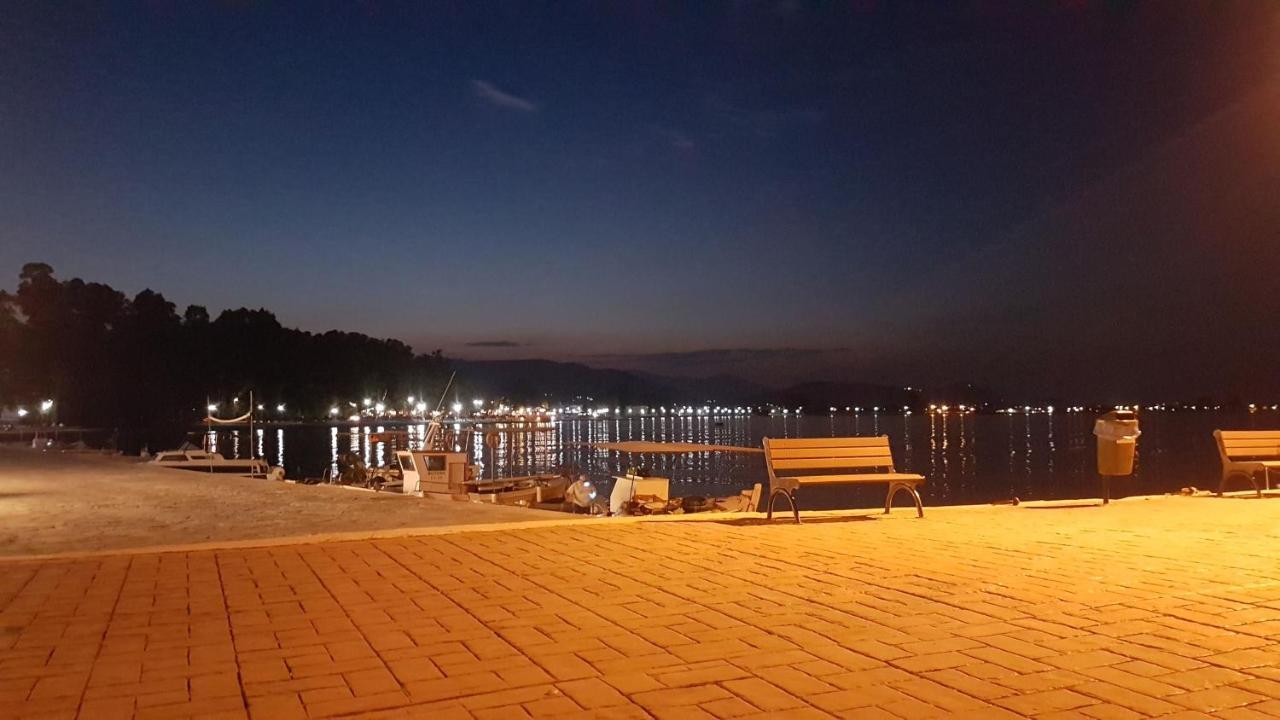 Endlesssunrise Apartment Myloi Bagian luar foto